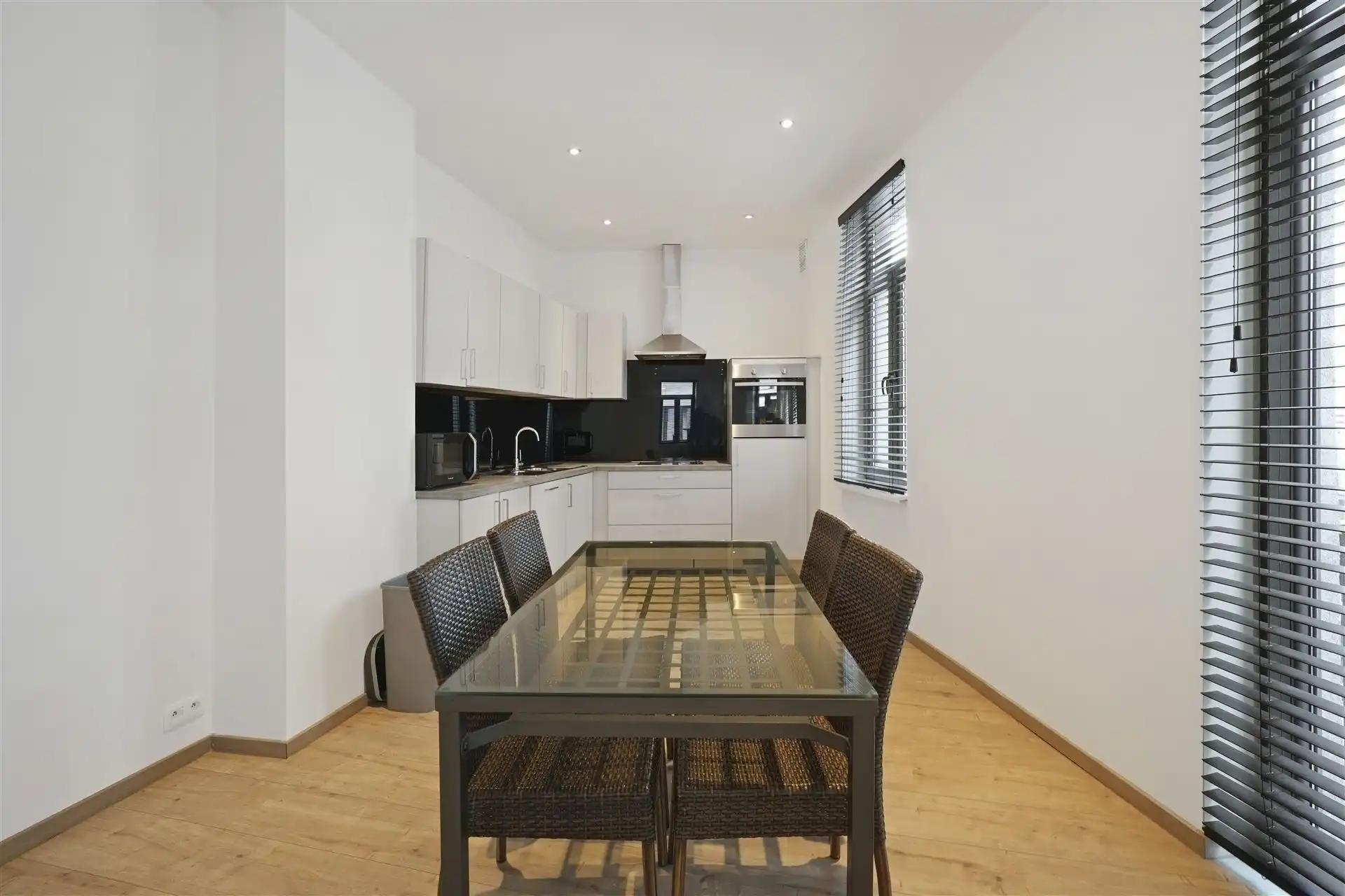 CENTRALE LIGGING / RUIME WONING foto 7