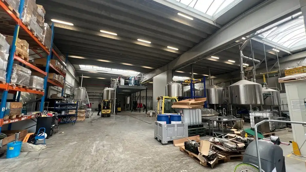 Recent magazijn te huur aan The Loop in Gent foto 6