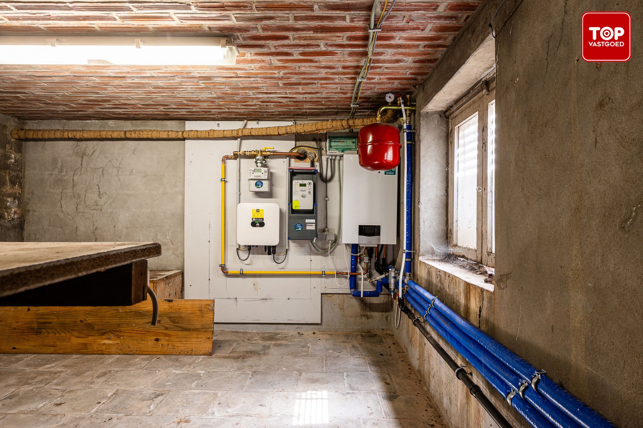 Vernieuwde woning met 4 slaapkamers en gunstige EPC score foto 23