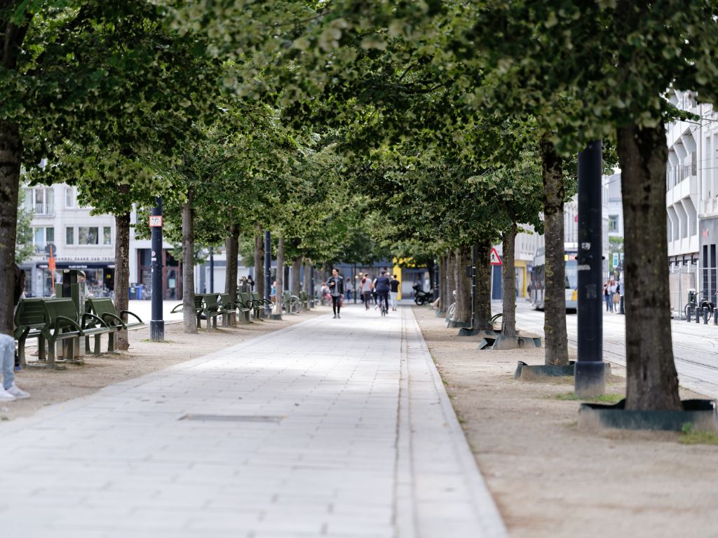 Stijlvol en luxueus 1slpk kamerappartement met ruim terras aan de Kouter foto 10