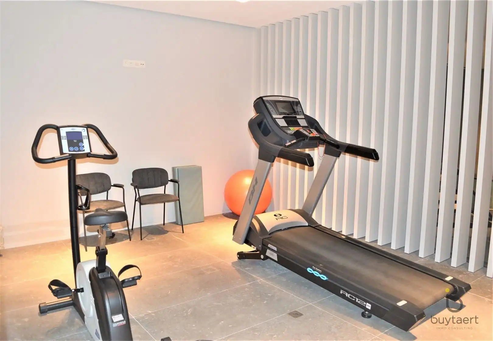 Nieuw gemuebelde assistentiewoning met veel comfort op het Nieuwe Zuid! foto 22