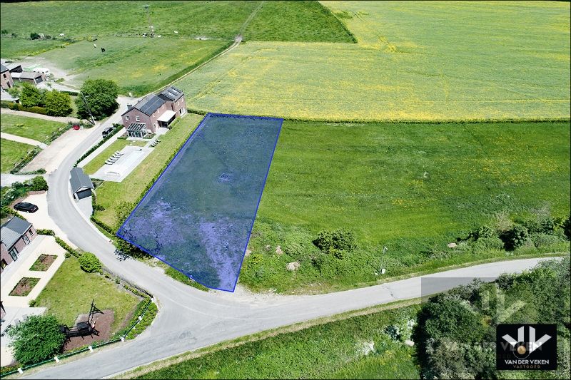 Bouwgrond voor half open bebouwing met prachtig zicht op 13a16ca in hartje Ardennen / Terrain à bâtir pour développement semi-ouvert avec superbe vue 13a16ca au coeur des Ardennes foto 6