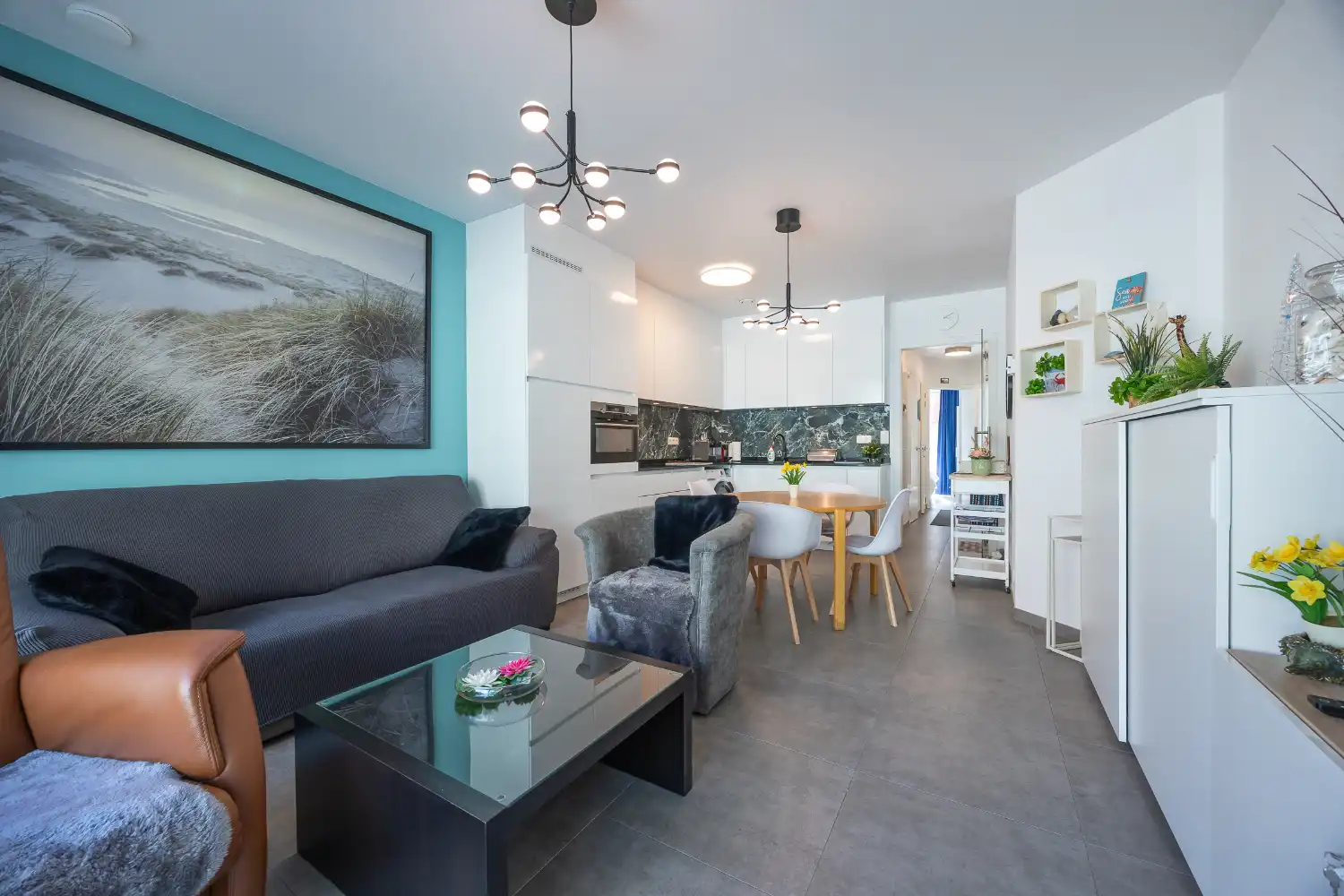 Prachtig 2- slpk. appartement in het centrum van Middelkerke in gloednieuw gebouw. foto {{pictureIndex}}