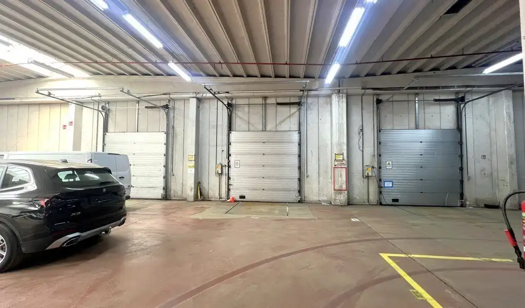 Loods te huur in industriepark-Noord te Sint-Niklaas foto 7