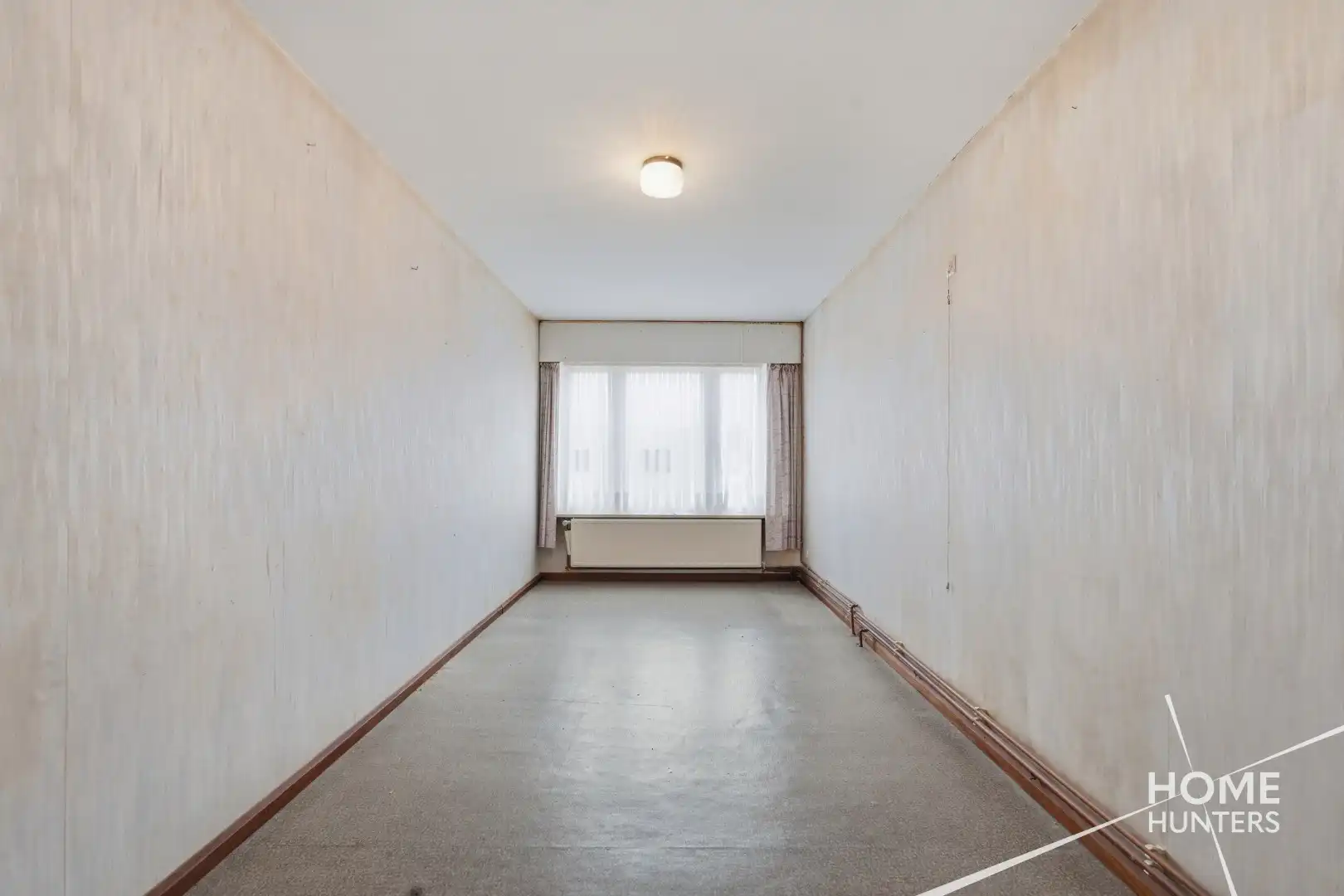 Ruime woning met oprit, garage, gunstig EPC en maar liefst 5 slaapkamers foto 14