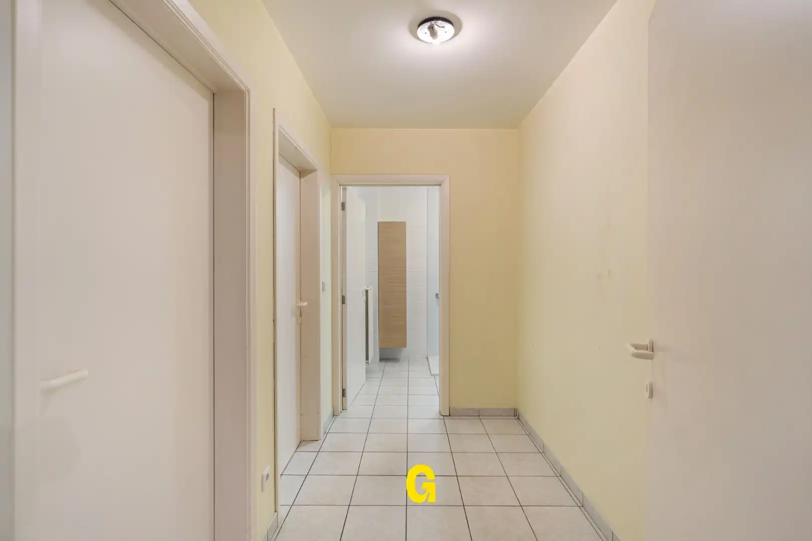 Degelijk (rolstoelvriendelijk) gelijkvoersappartement met terras uitgevend op de tuin, afsluitbare garage en berging foto 15