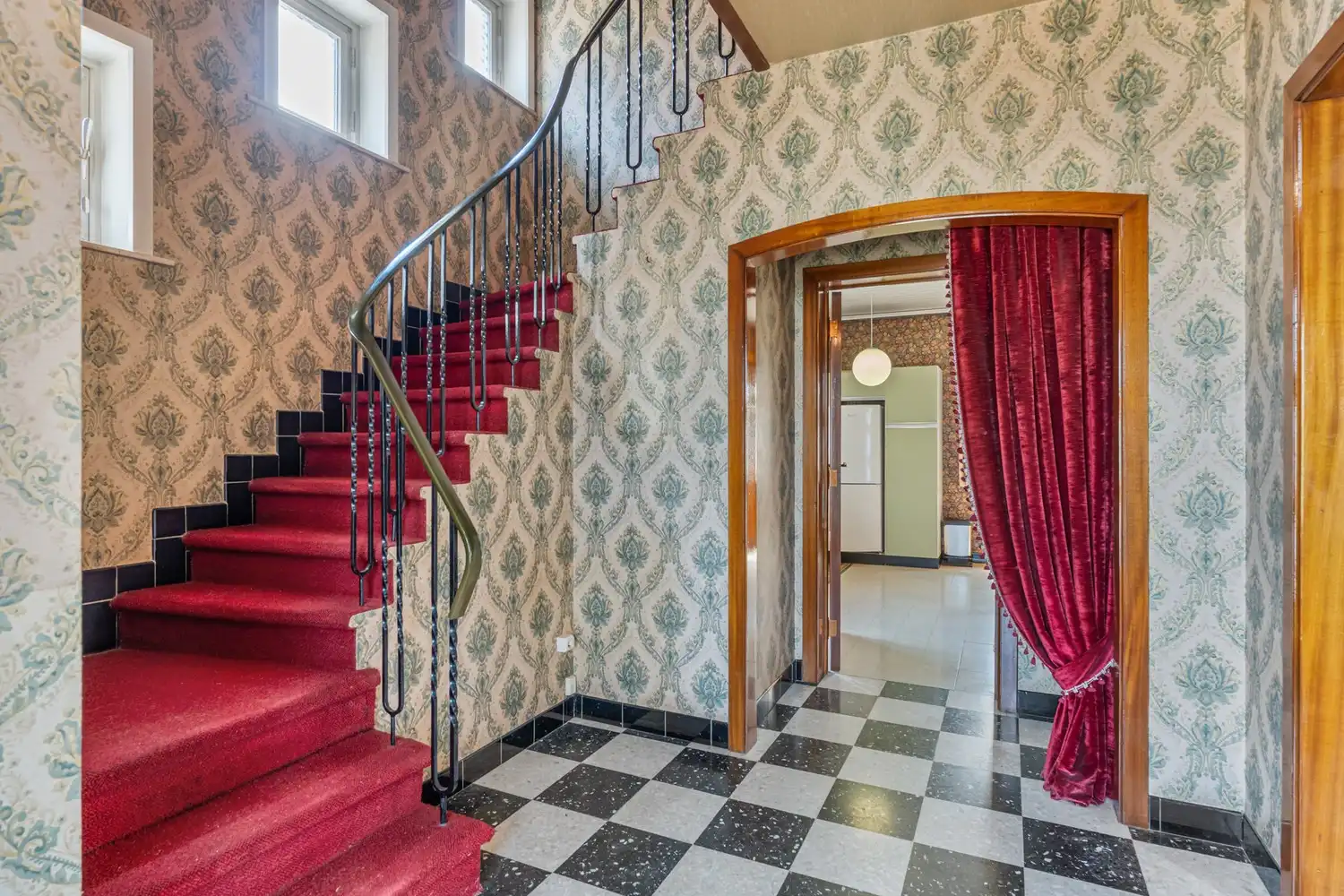 Te renoveren open bebouwing op mooie ligging nabij de Vaart foto 6
