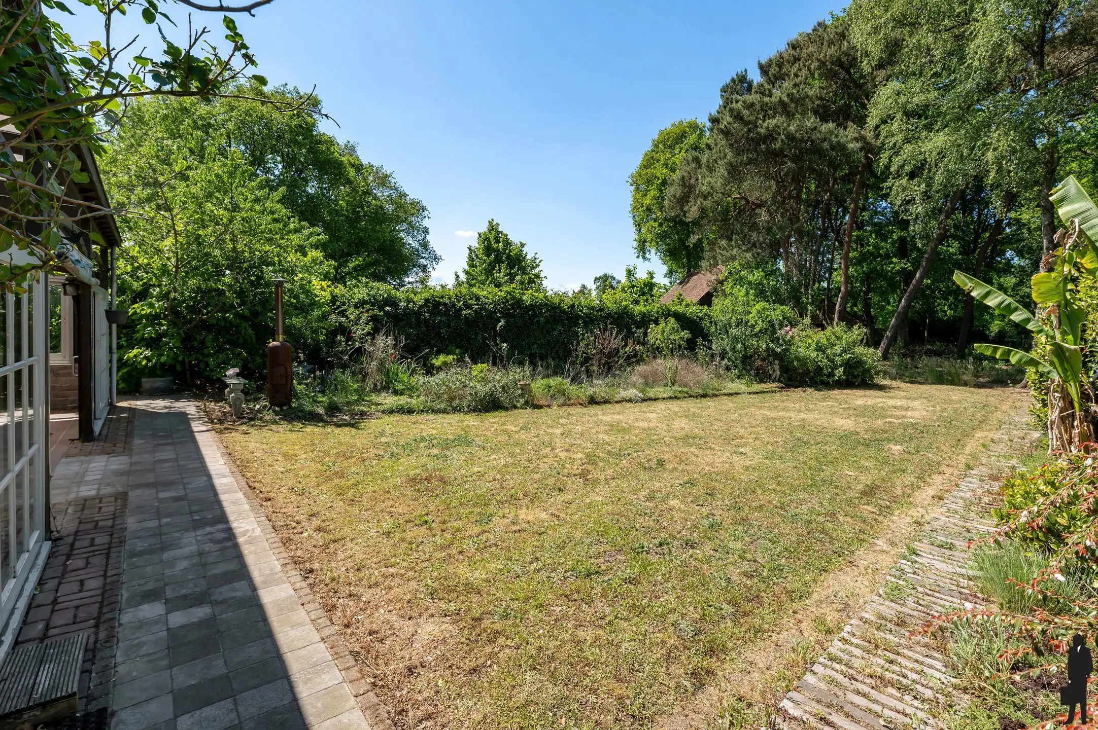 Uitzonderlijk gelegen villa nabij groen op grond van 2.785m² foto 24