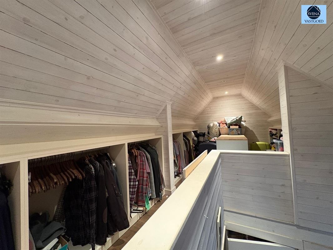 KARAKTERVOLLE WONING MET 5 SLAAPKAMERS foto 12