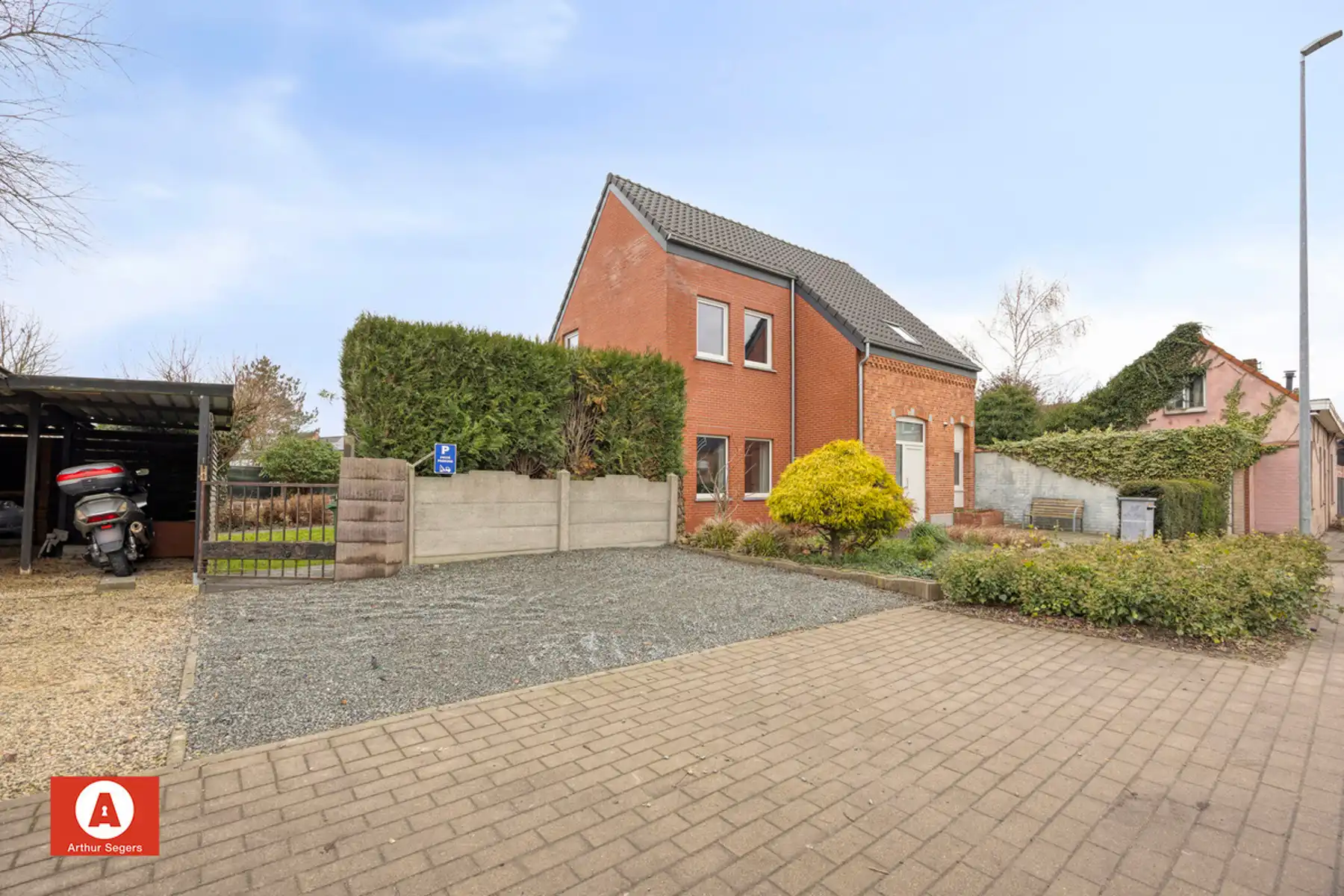 NIEUWE VOORWAARDEN: Gezinswoning te Lebbeke  foto 2