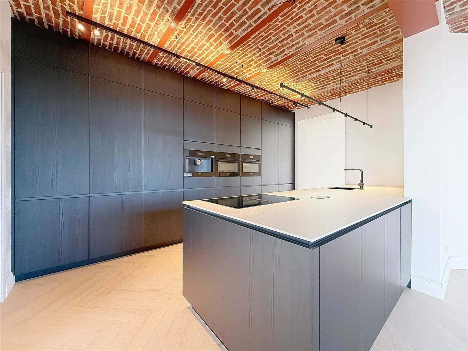 Energiezuinige, volledig gerenoveerde hoeve met bijgebouwen, 7a 83ca foto 50