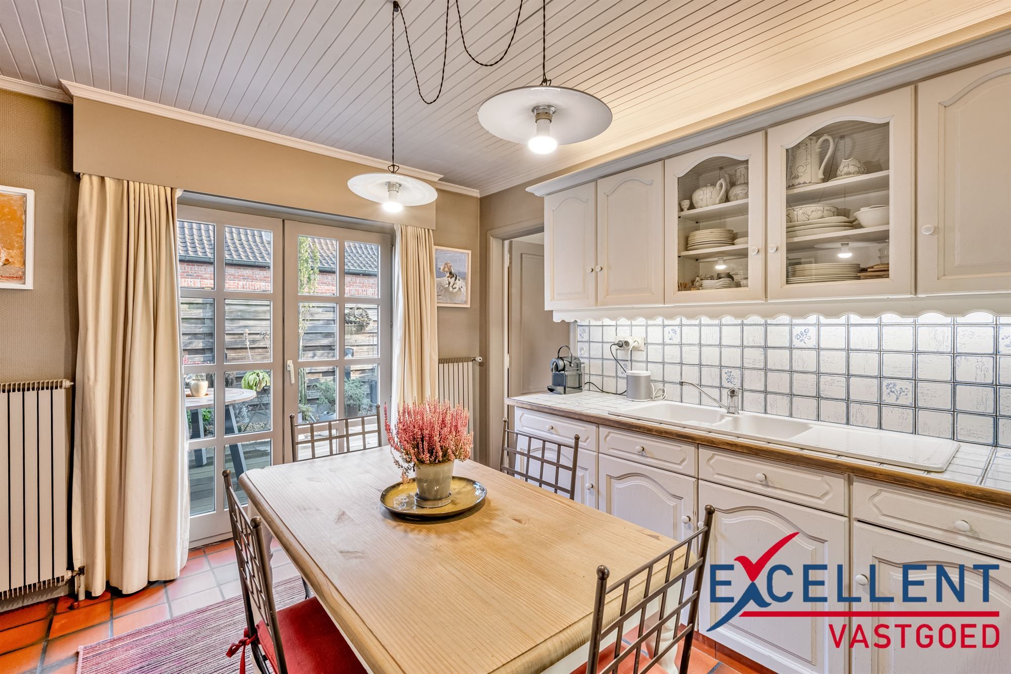 Prachtige en ruime woning in doodlopende straat te koop foto 7