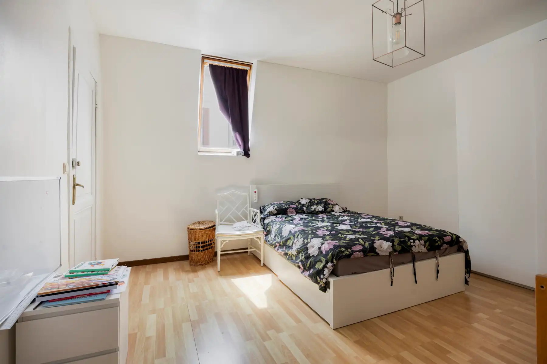 Goed gelegen en goed onderhouden woning met 4 slaapkamers foto 15