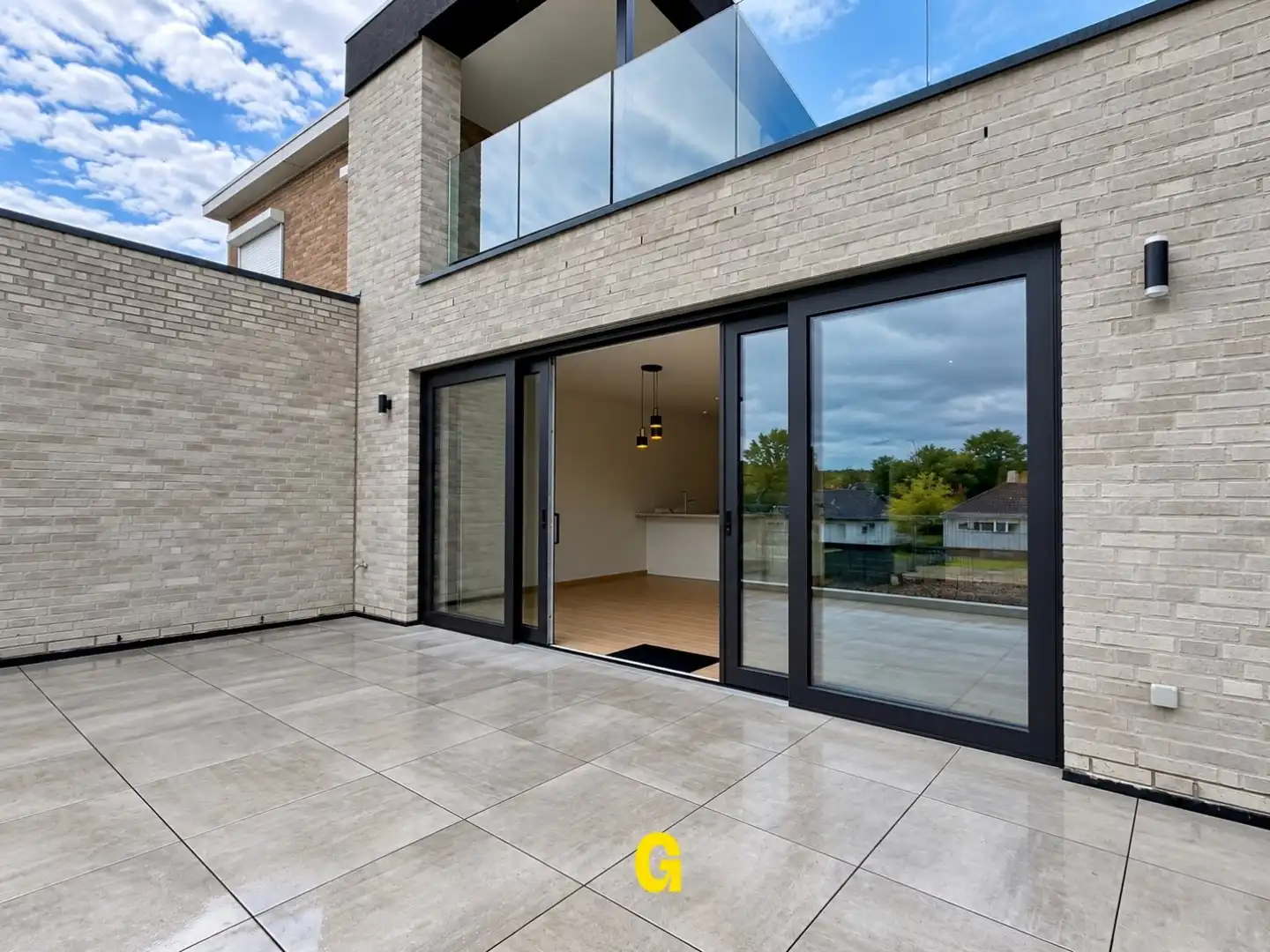 Nieuwbouwappartement met 2 slaapkamers, ruim terras, standplaats en berging te Munsterbilzen - Label A foto 2