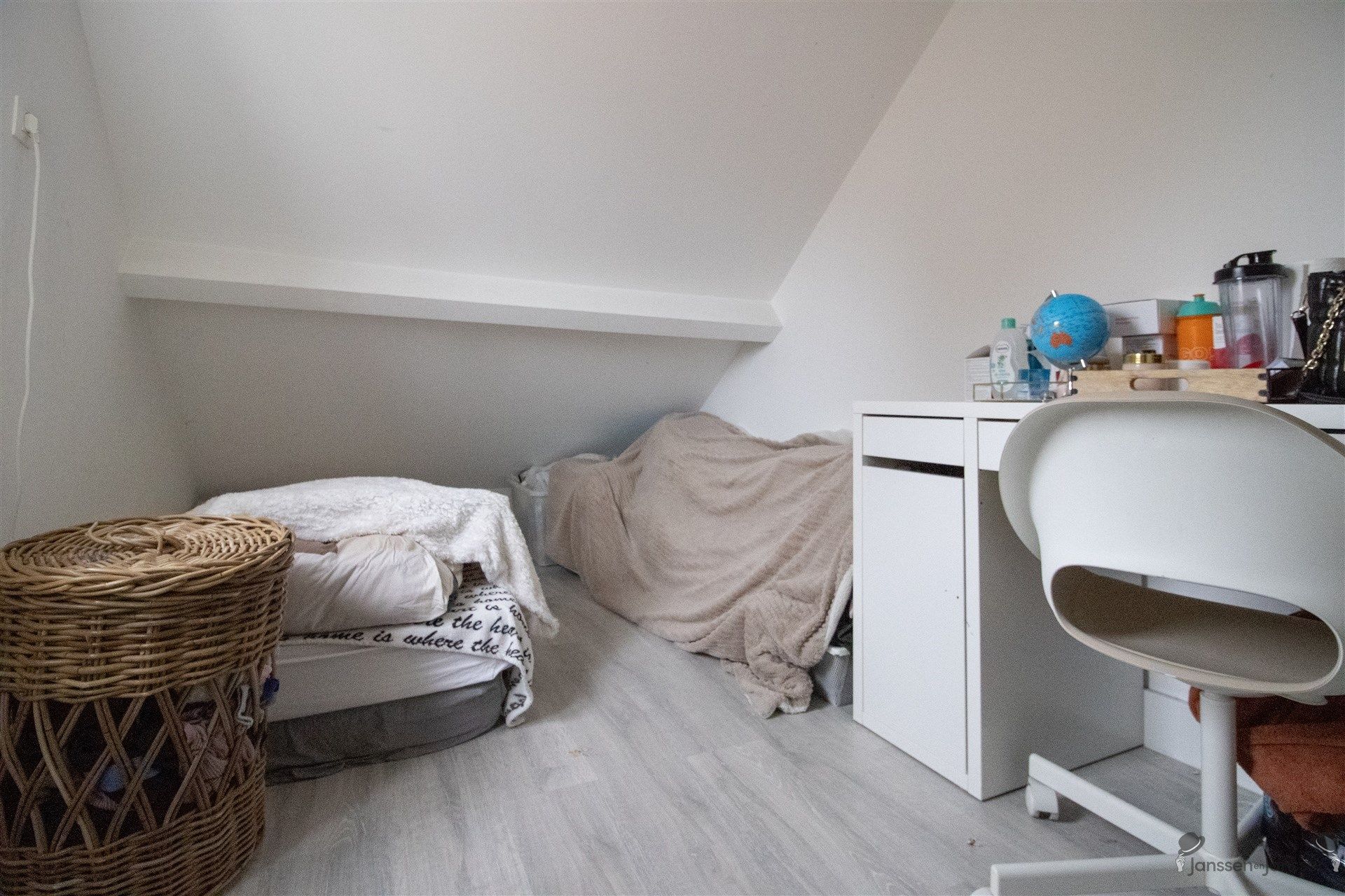 Recent gerenoveerde woning met 4 slaapkamers op 580 m².  foto 18