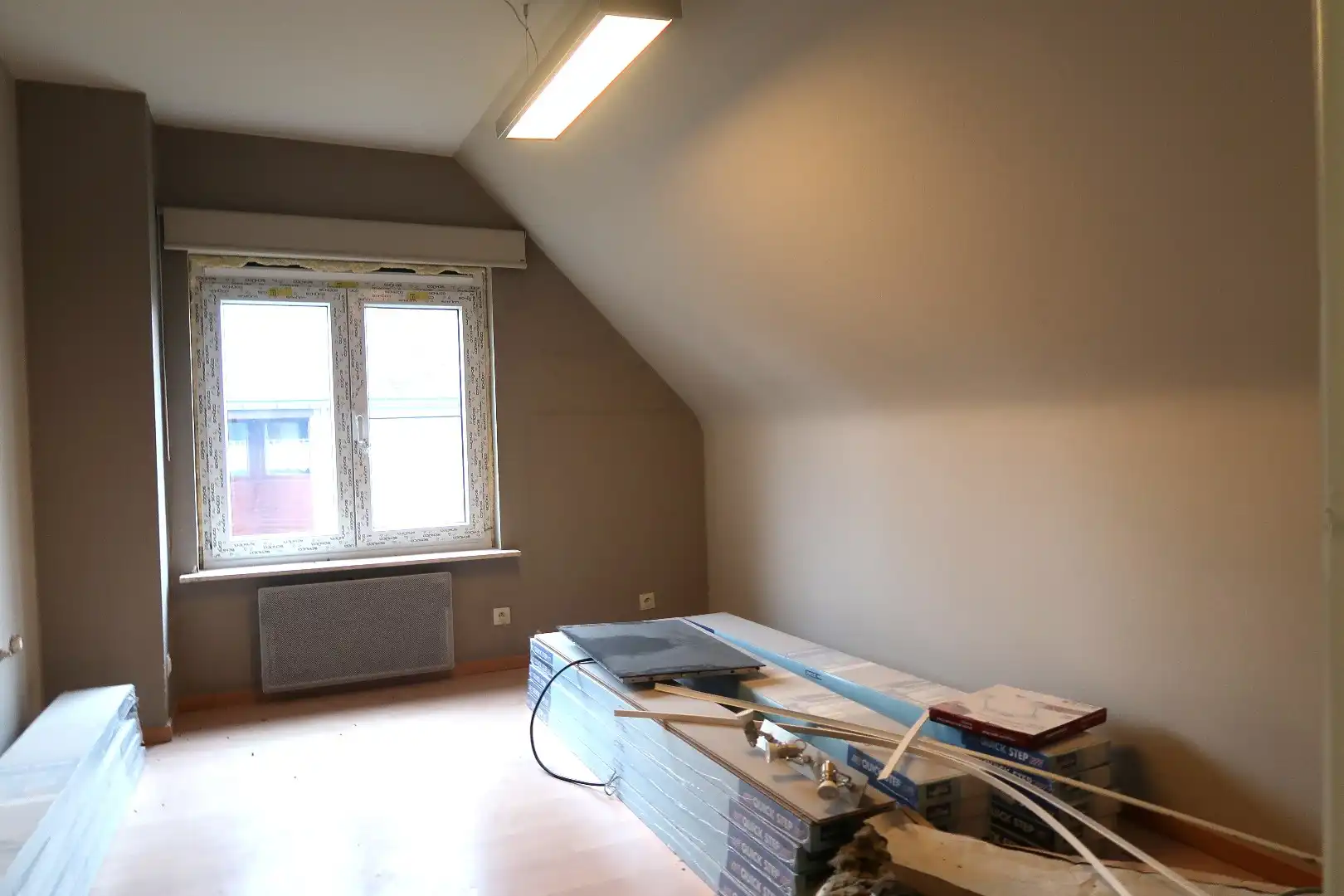 Charmante gerenoveerde woning te huur in Snellegem – 3 slaapkamers, grote tuin & veel extra’s foto 15