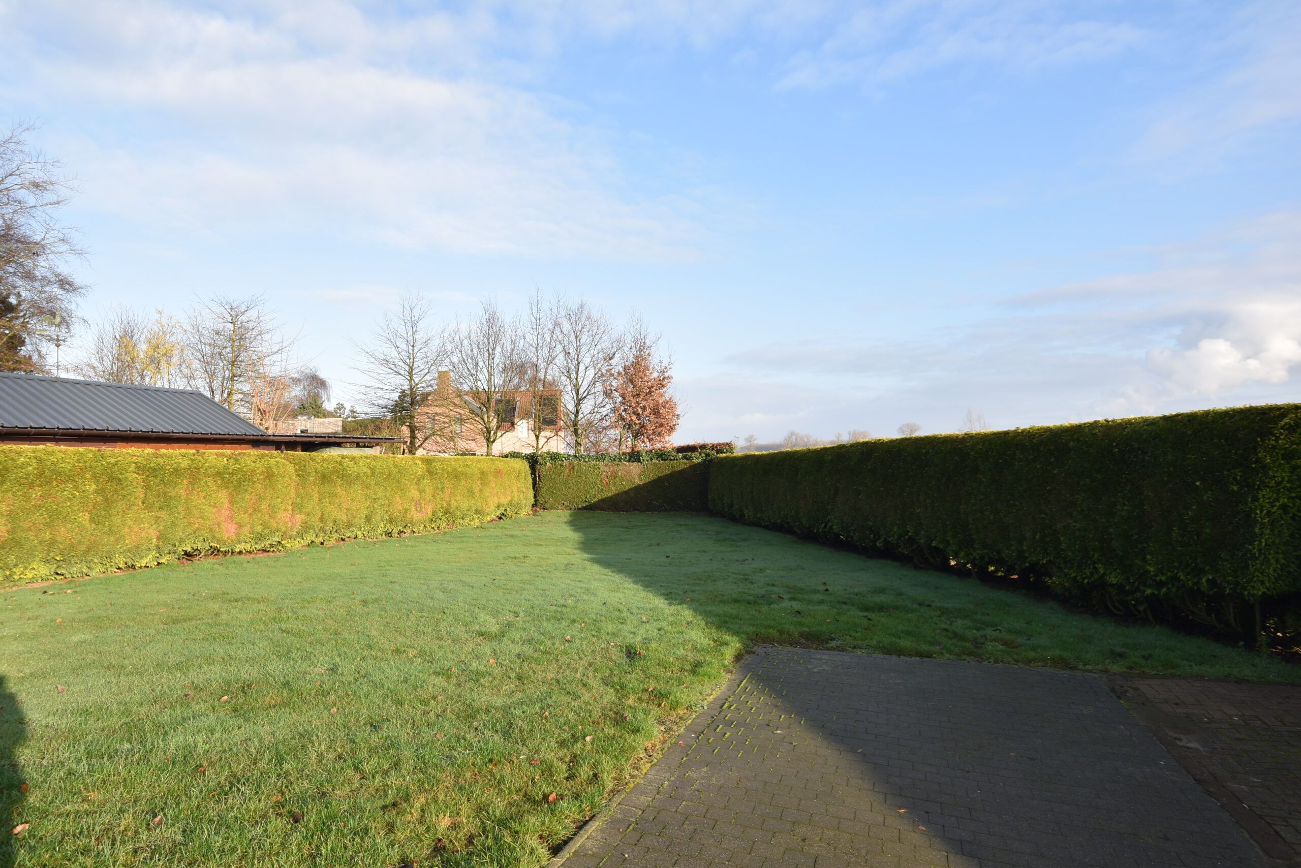 Ruim landhuis met 3 slaapkamers en tuin in Meerdonk foto 24