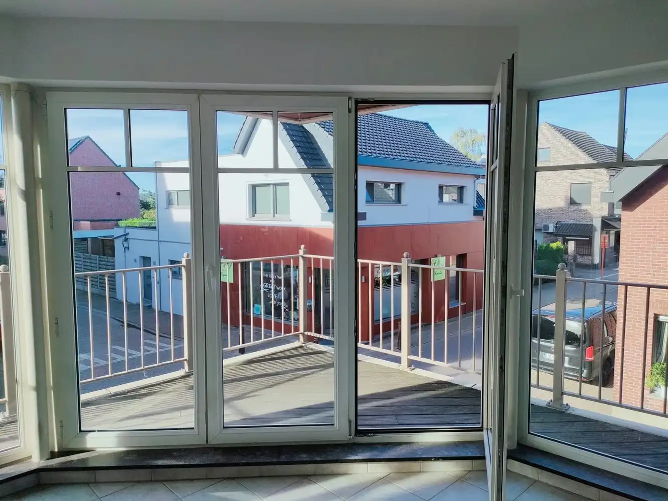 Energiezuinig appartement met terras in Oelegem foto 2