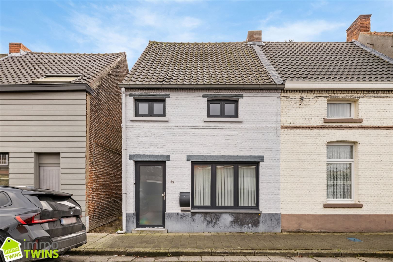 Hoofdfoto van de publicatie: Instapklare woning in het centrum van Zele 