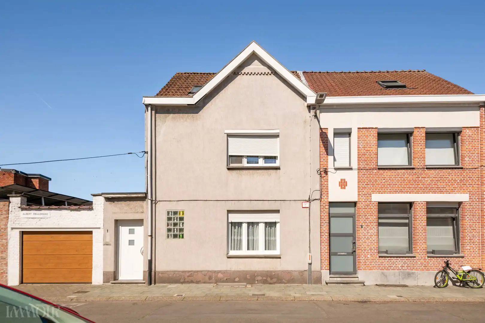 Hoofdfoto van de publicatie: Centraal gelegen gezinswoning met 3 slaapkamers en stadstuin.