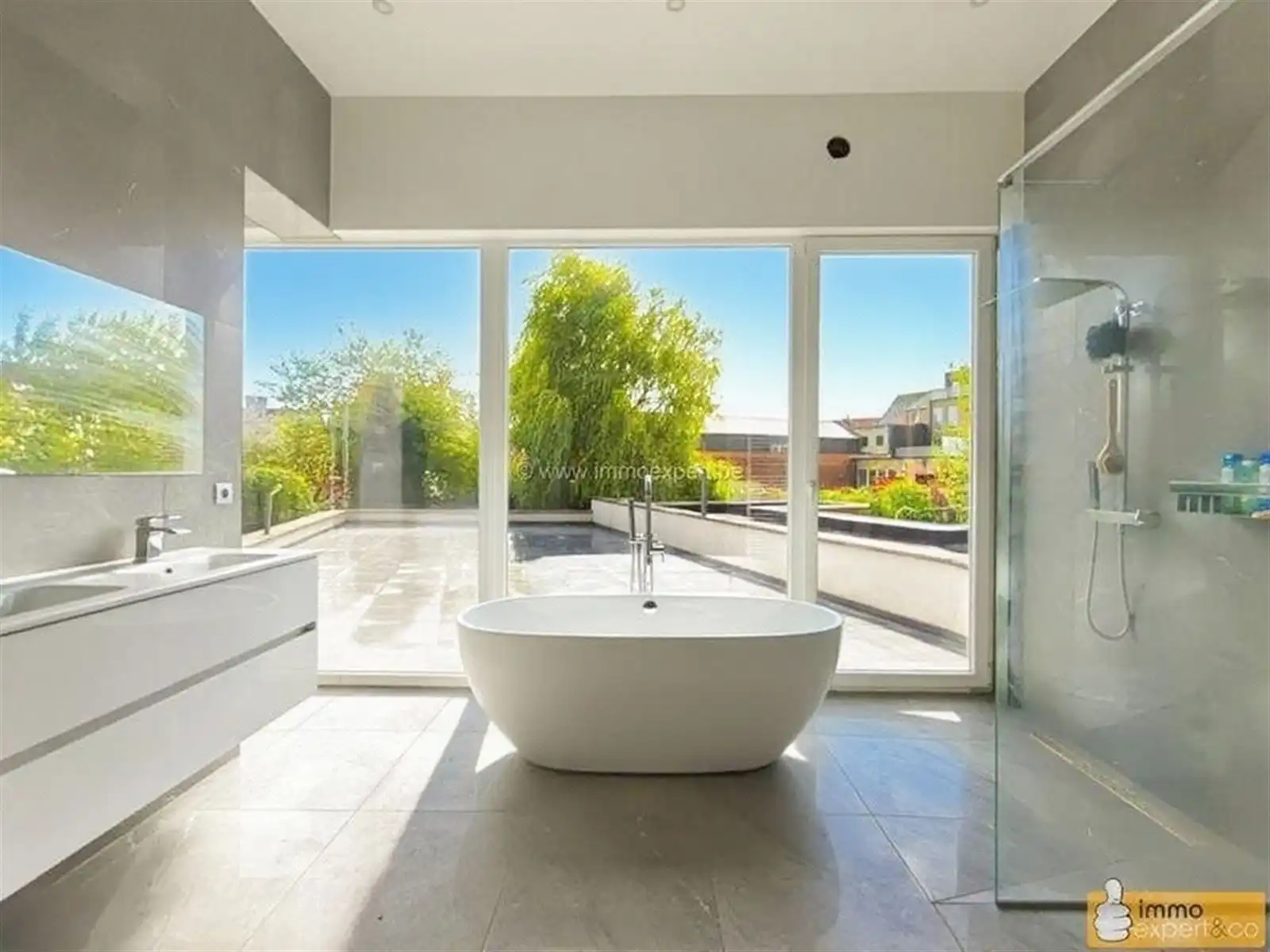 TERNAT: Volledig gerenoveerde woning, 3 slpkrs, centrum foto 17