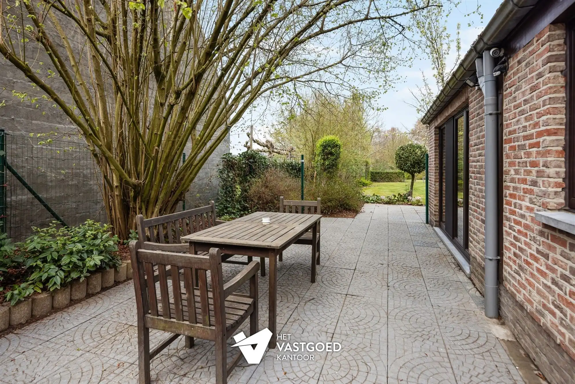 PERFECT ONDERHOUDEN WONING MET 6 SLAAPKAMERS EN WERKHUIS/GARAGE IN GROENE OMGEVING TE VIVERSEL foto 33