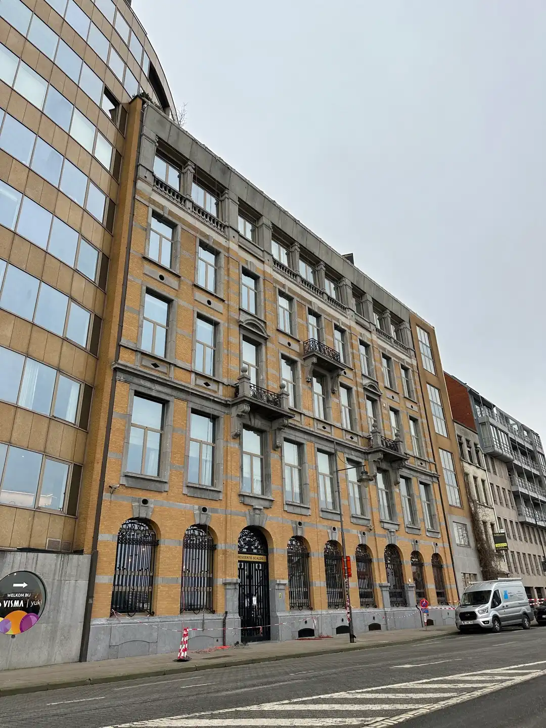 TE HUUR Kantoor foto {{pictureIndex}}