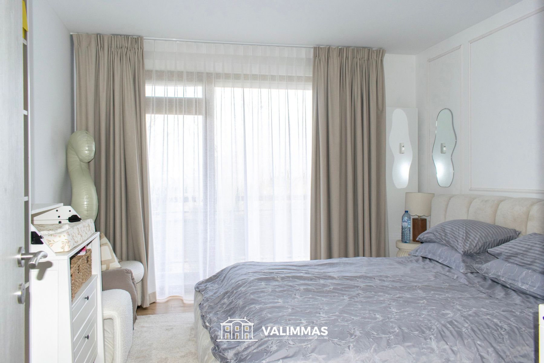 Mooi hoekappartement met 2x terras, kelder & event. garage foto 11