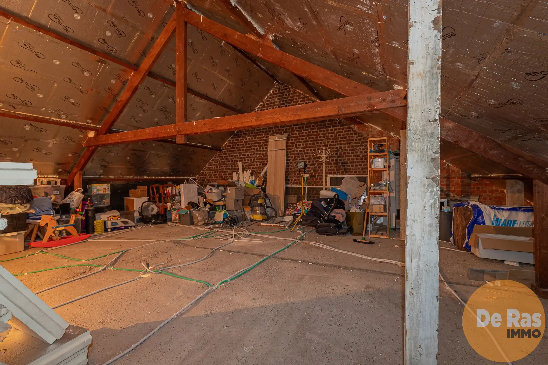 WETTEREN - Ruime instapklare woning met grote garage foto 17