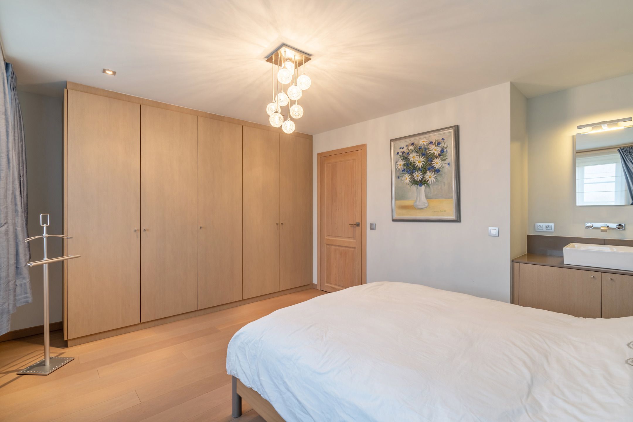 SINT-TRUIDEN Luxueuze villa met alle comfort op +/- 31a foto 15