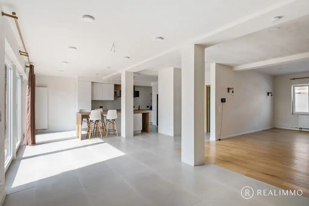 Instapklare woning met 4 slaapkamers in Brakel foto 4