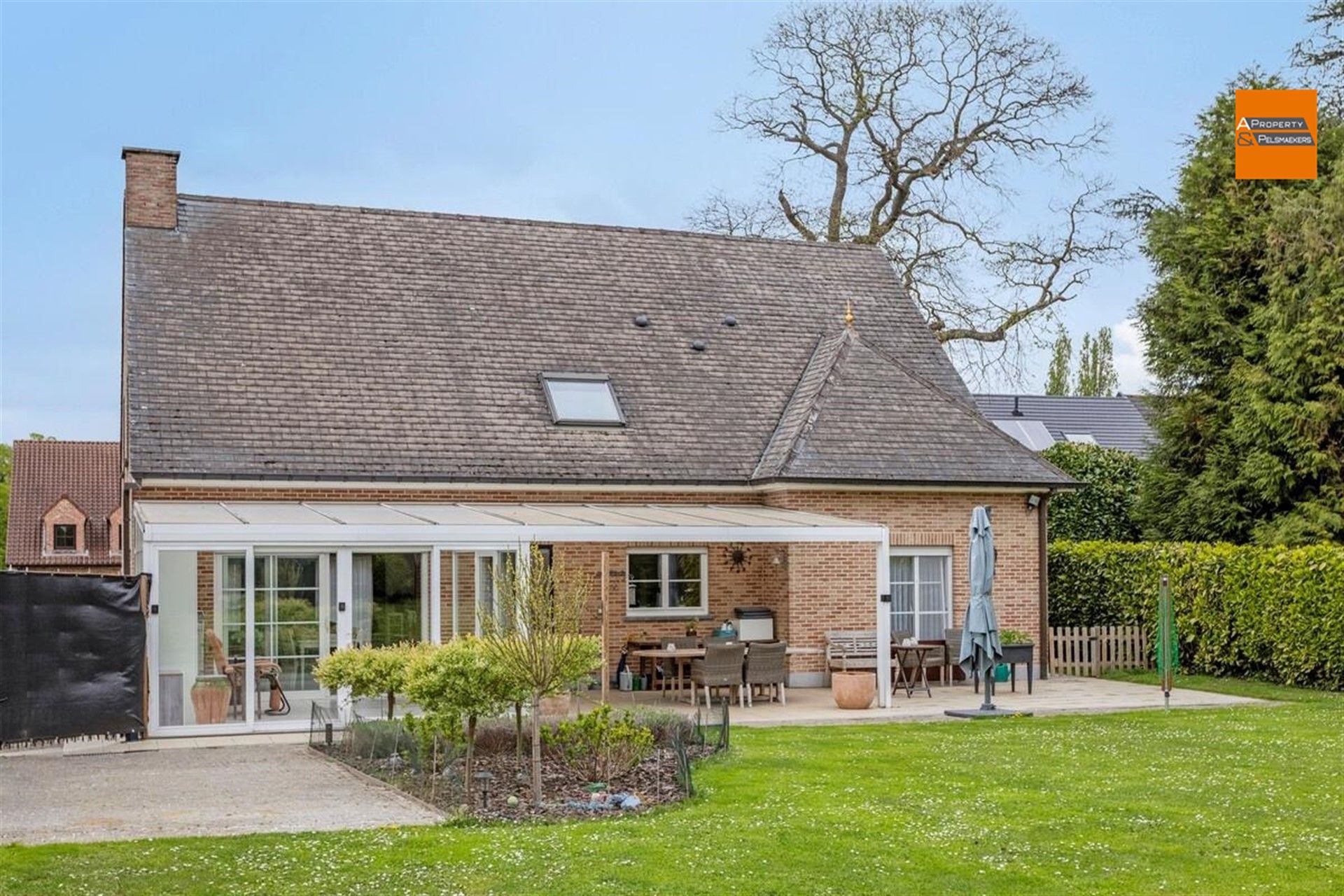 Ruime villa met 4 /5 slaapkamers op prachtige stuk grond foto 29
