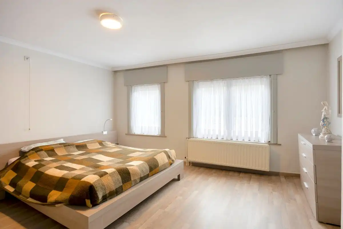 Gezellige woning met 3 slaapkamers en tuin! foto 9