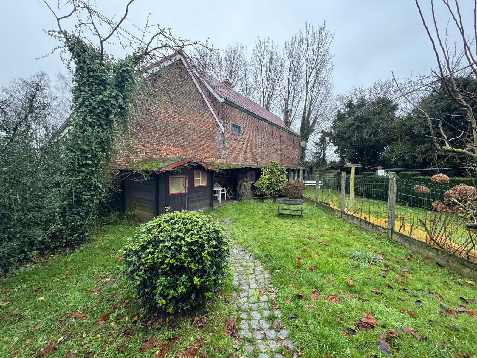 Eengezinswoning met 2 slaapkamers, tuin en autostaanplaats foto 22