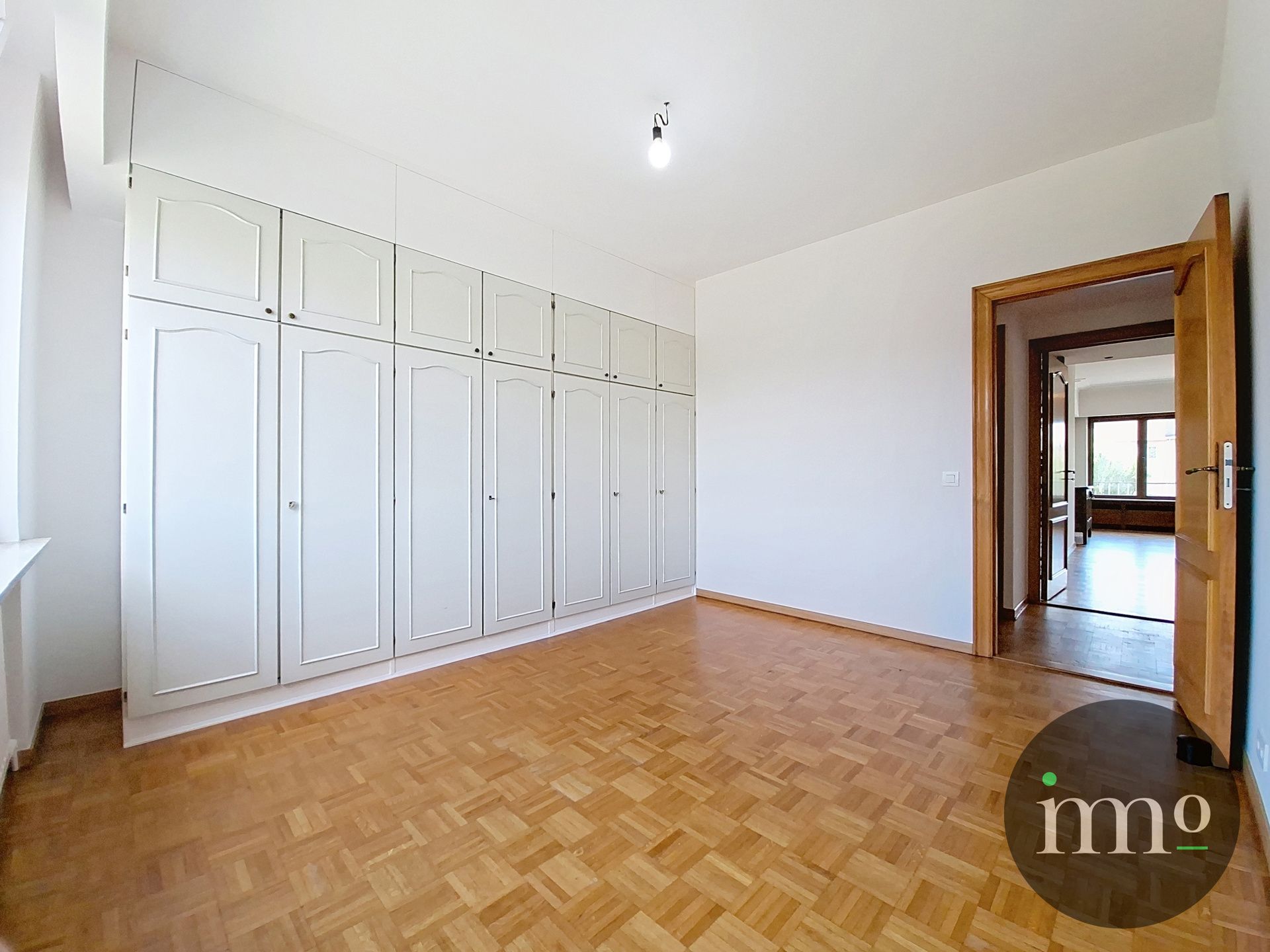2-SLPK APPARTEMENT MET 3 TERRASSEN EN GARAGE foto 10