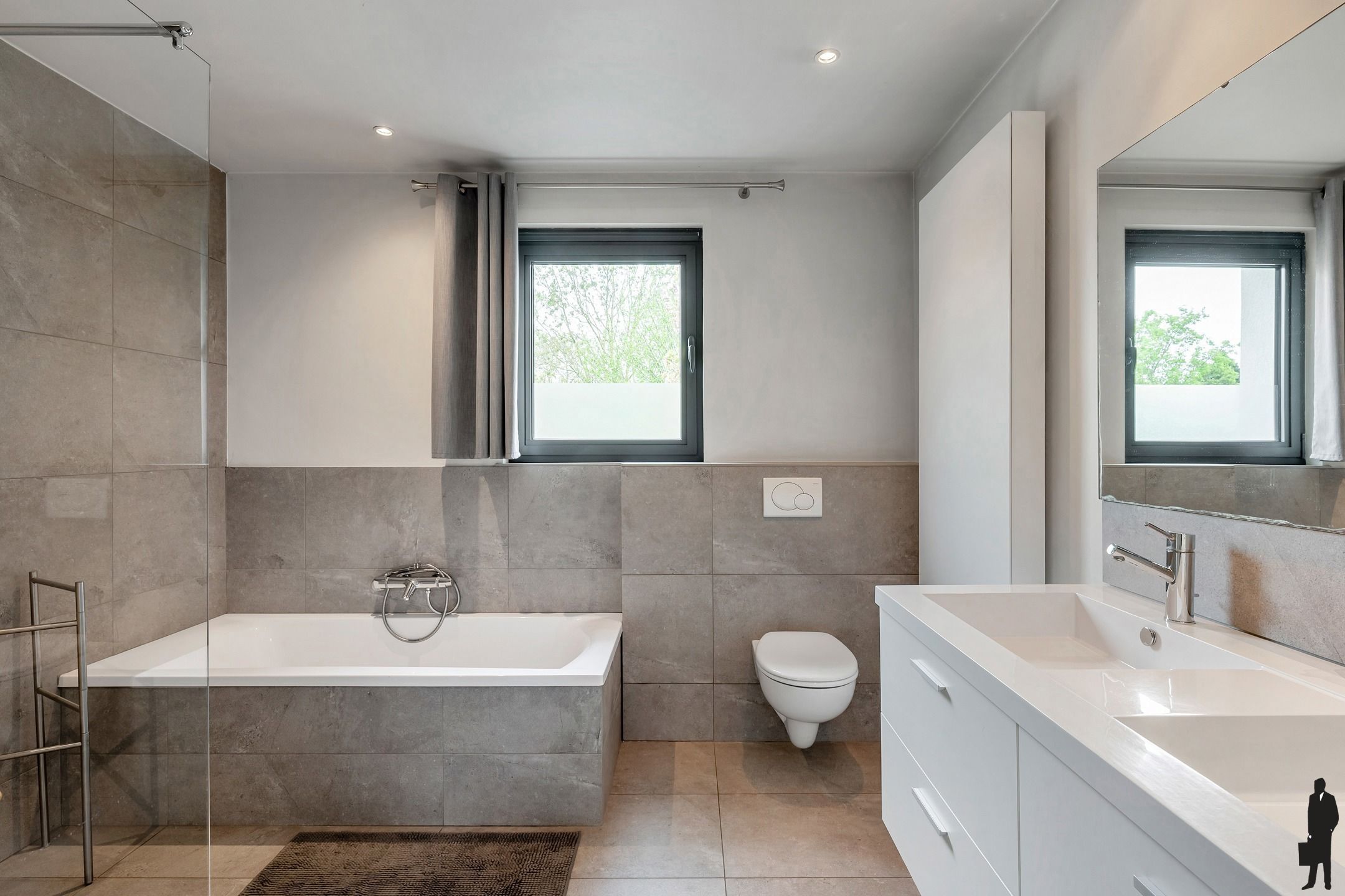 Prachtige woning met tuin op een toplocatie foto 12