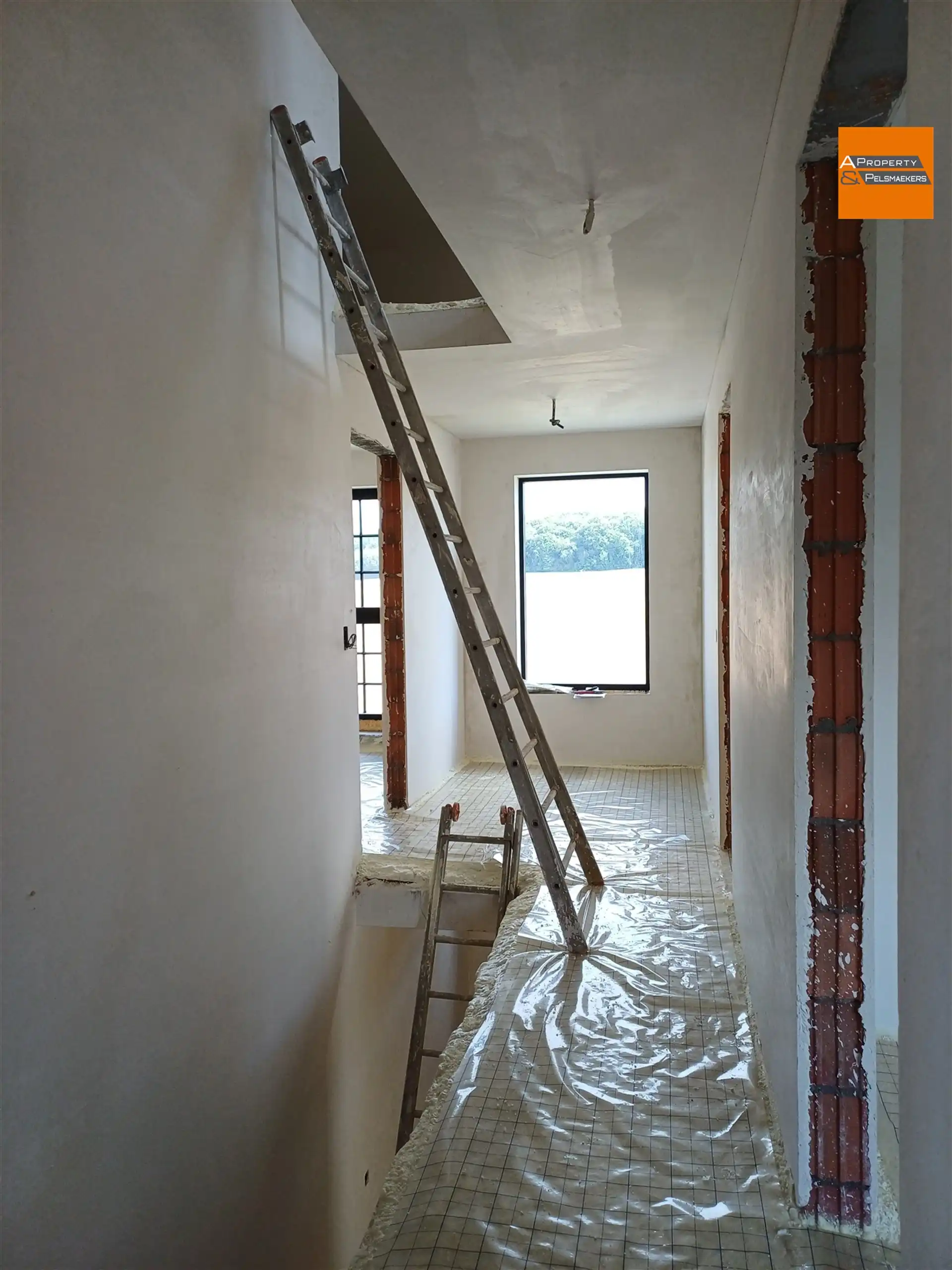 Nieuwbouwwoning met 4 slaapkamers en prachtig zicht op velden en bos foto 13