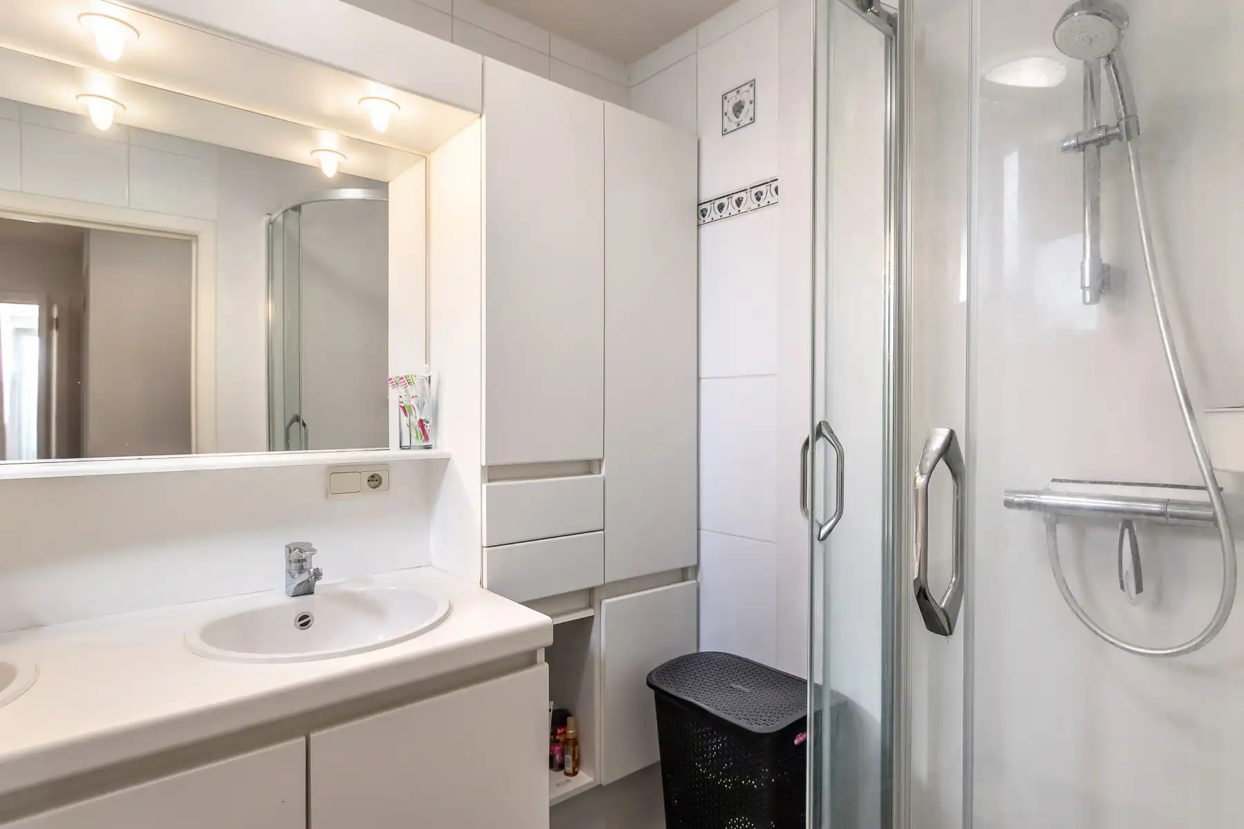 Energiezuinig appartement met 2 slaapkmers & autostaanplaats foto 20