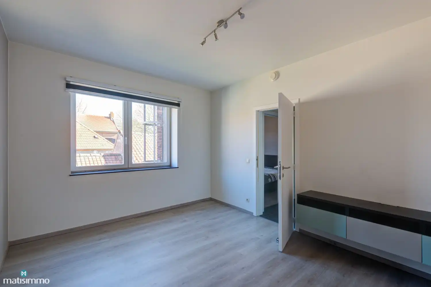 INSTAPKLAAR APPARTEMENT MET 2 SLAAPKAMERS EN AUTOSTAANPLAATS TE RIEMST foto 15