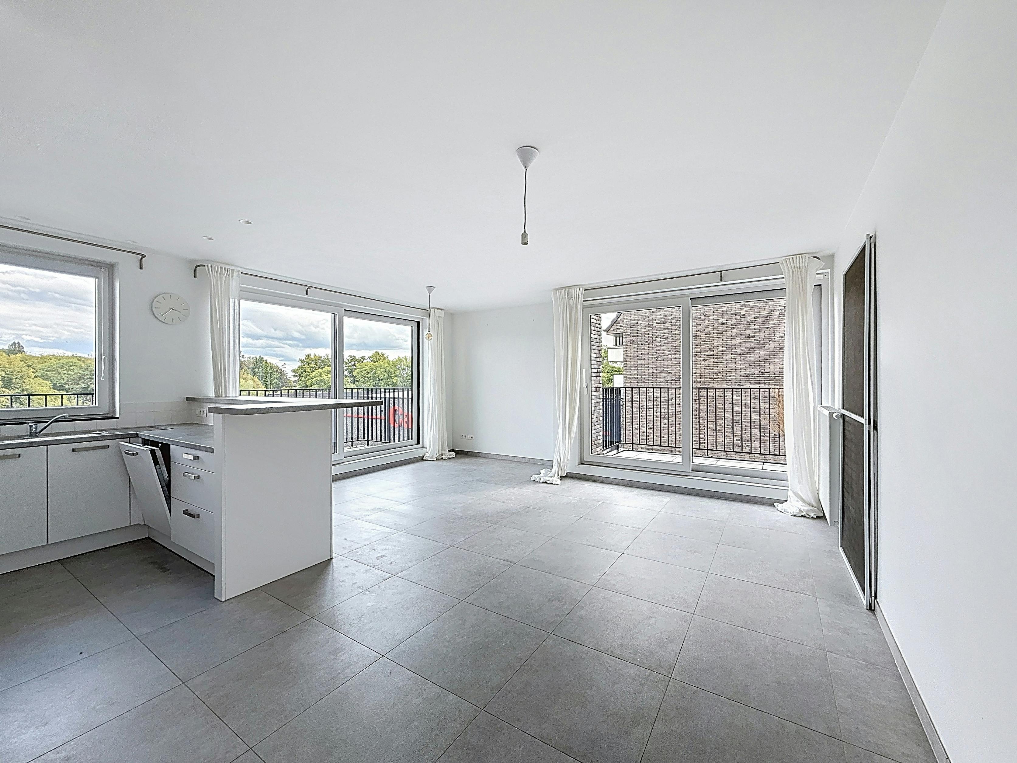 Gezellig appartement te huur in centrum Kruishoutem foto 3