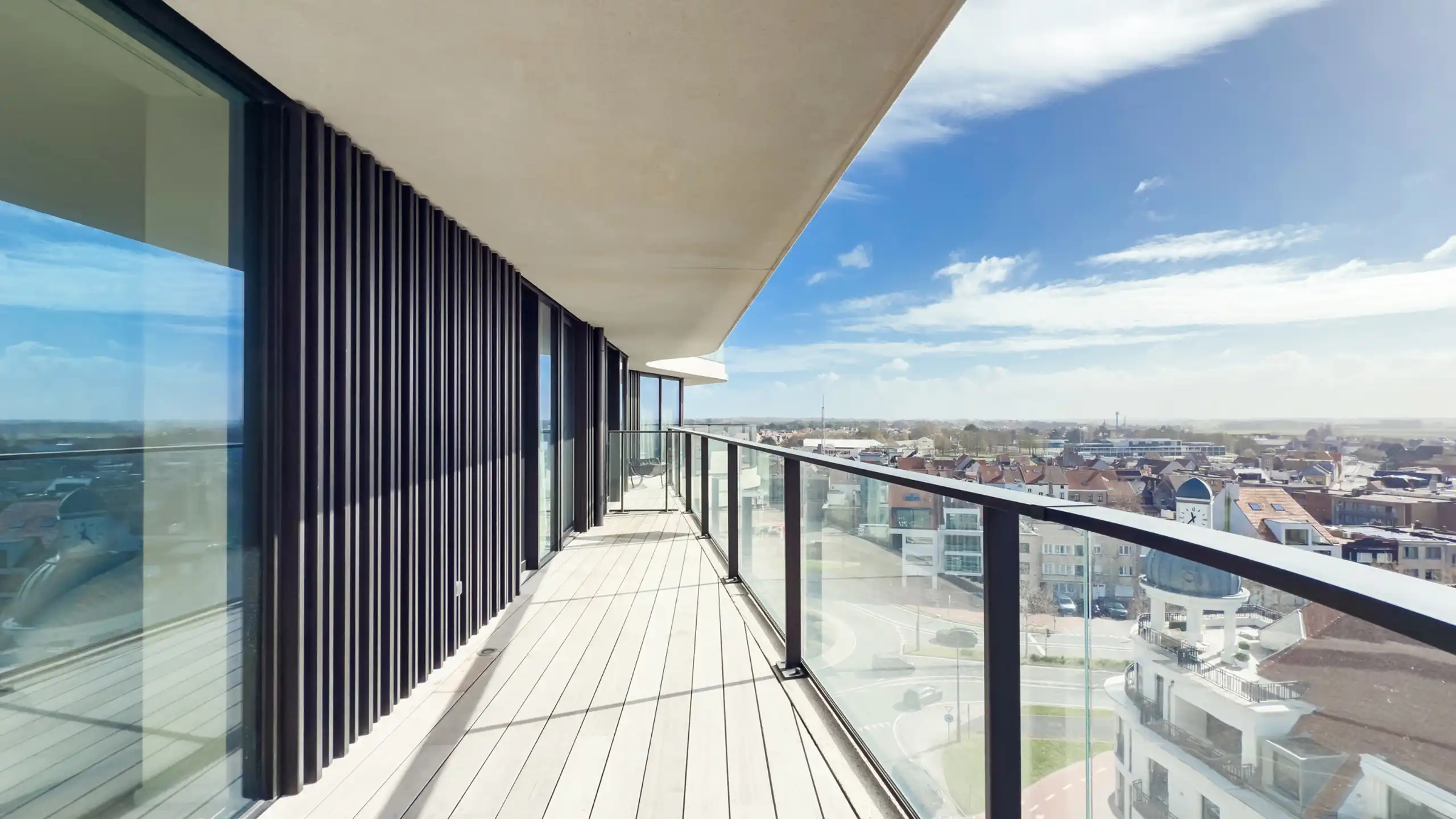 Luxueus appartement met panoramisch uitzicht in “The Tower” foto 27