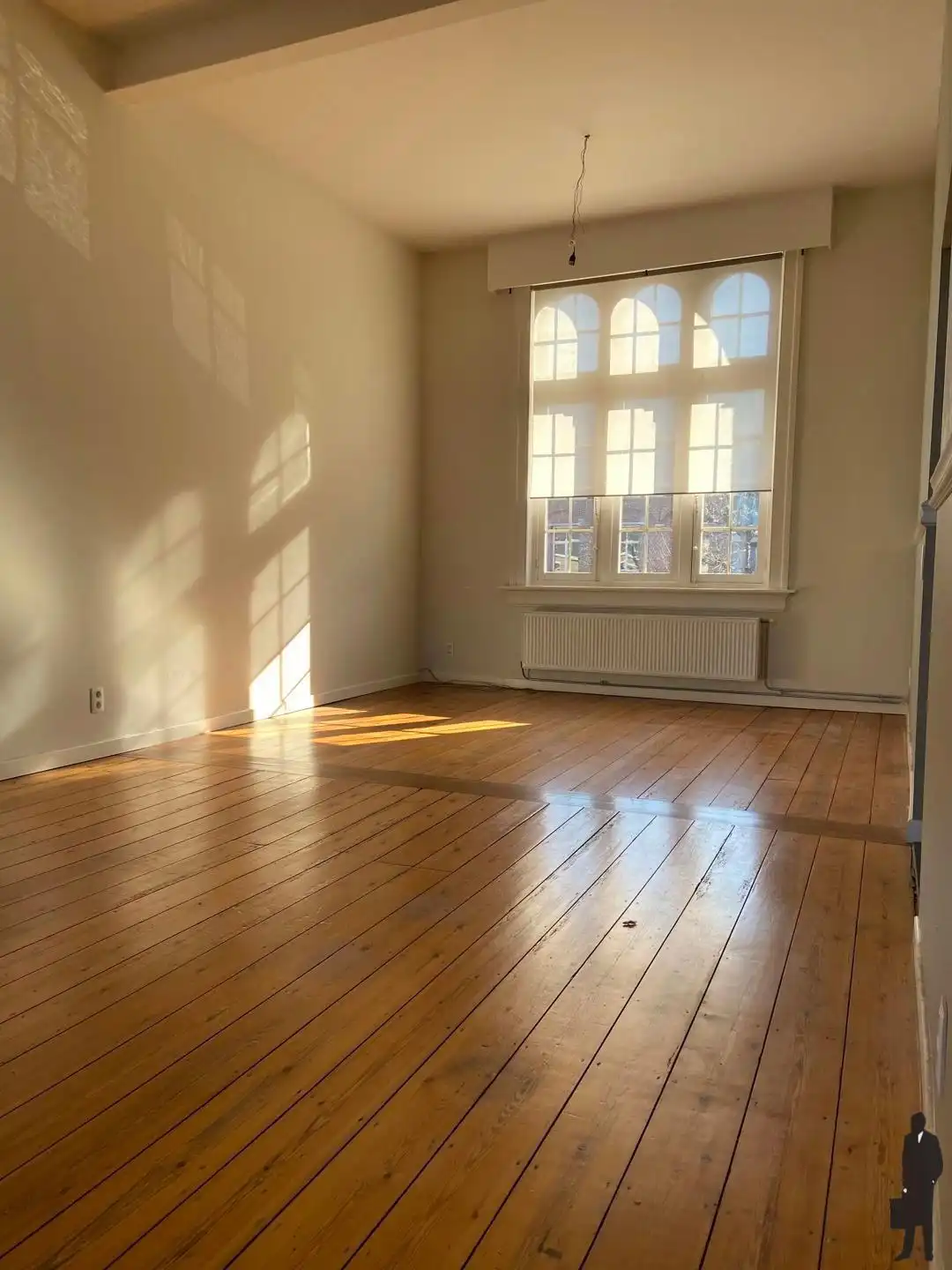 Ruim 2 slpk. appartement in het centrum van Hoogstraten foto 2