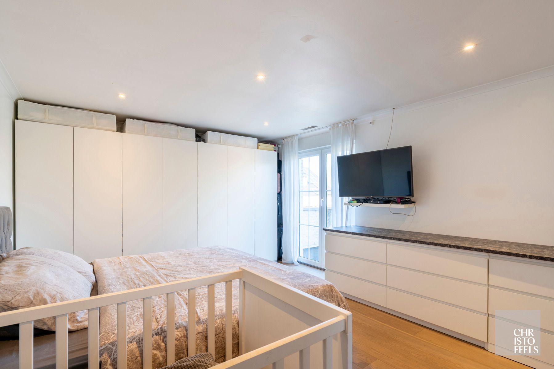 Ruime karakteristieke woning op een aangenaam perceel foto 12