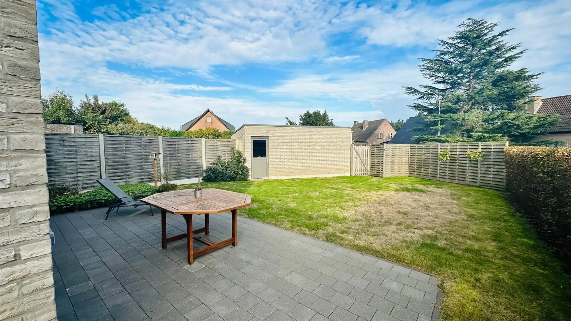 Gelijkvloers appartement met zonnepanelen - tuin - garage foto 12