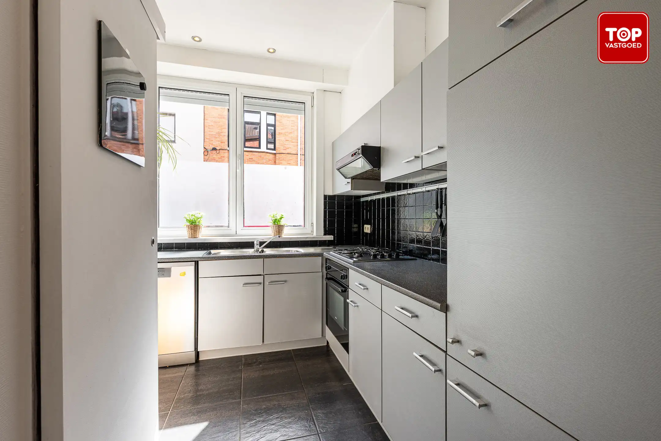 Charmante woning dichtbij de Bourgoyen en centrum Gent foto 3