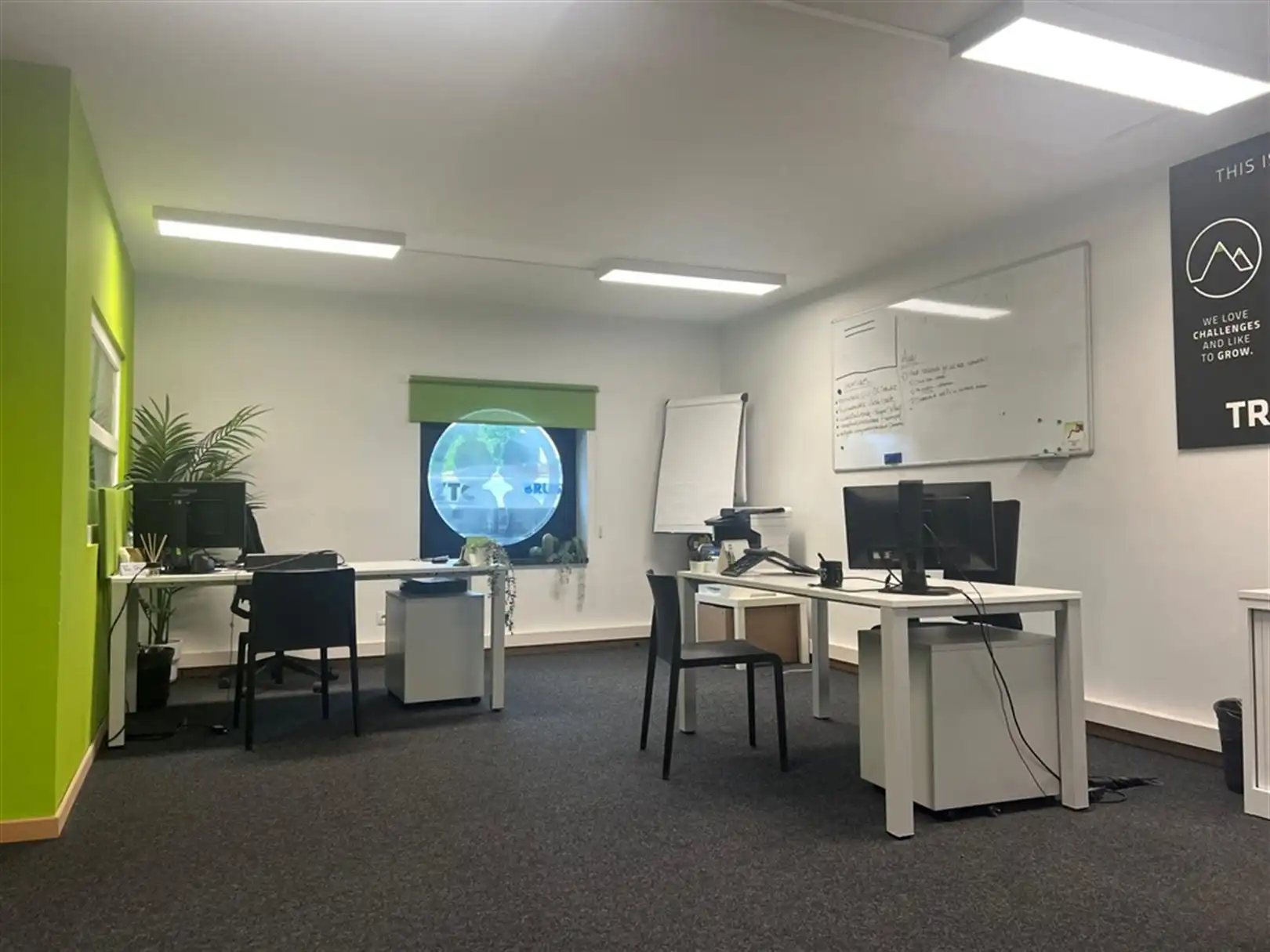 Kantoor te huur aan de op- en afrit van Sint-Job foto 6