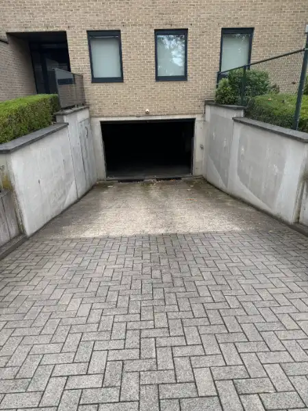 Gelijkvloers appartement met 2 slaapkamers foto 29