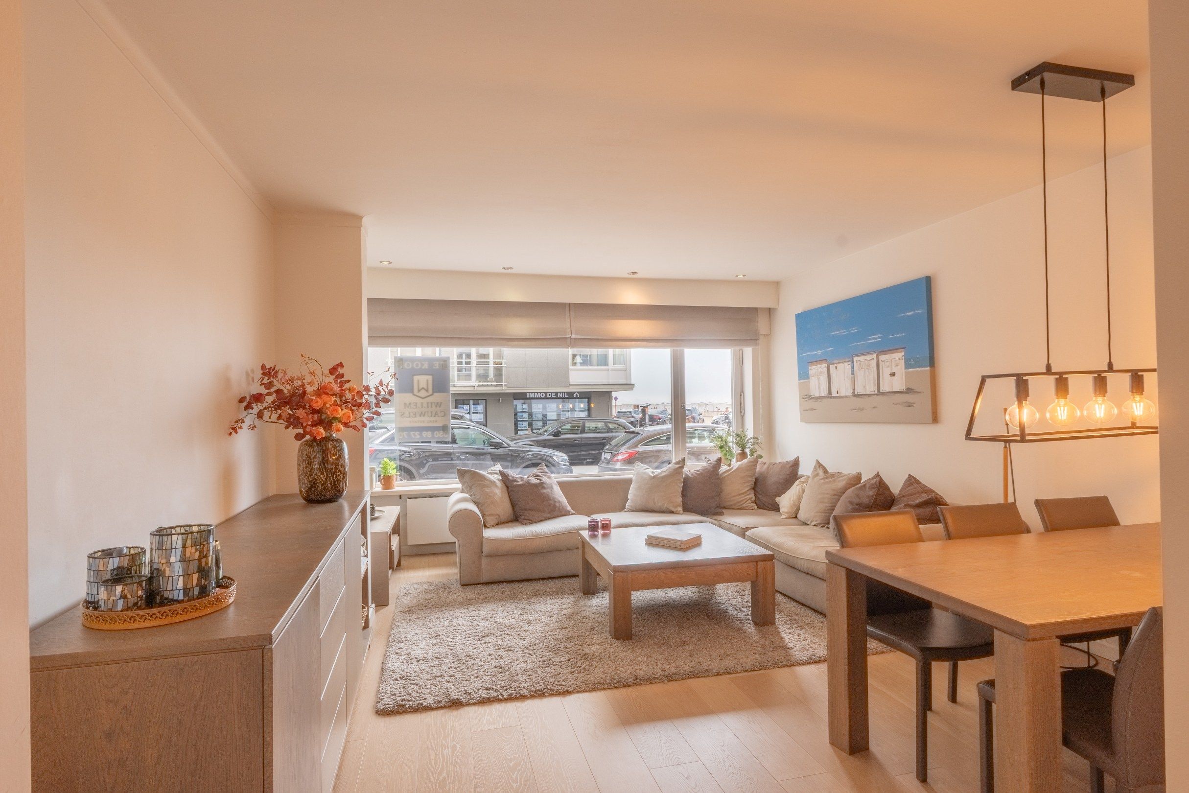 Zeer mooi appartement met zijdelings zeezicht te Duinbergen foto {{pictureIndex}}