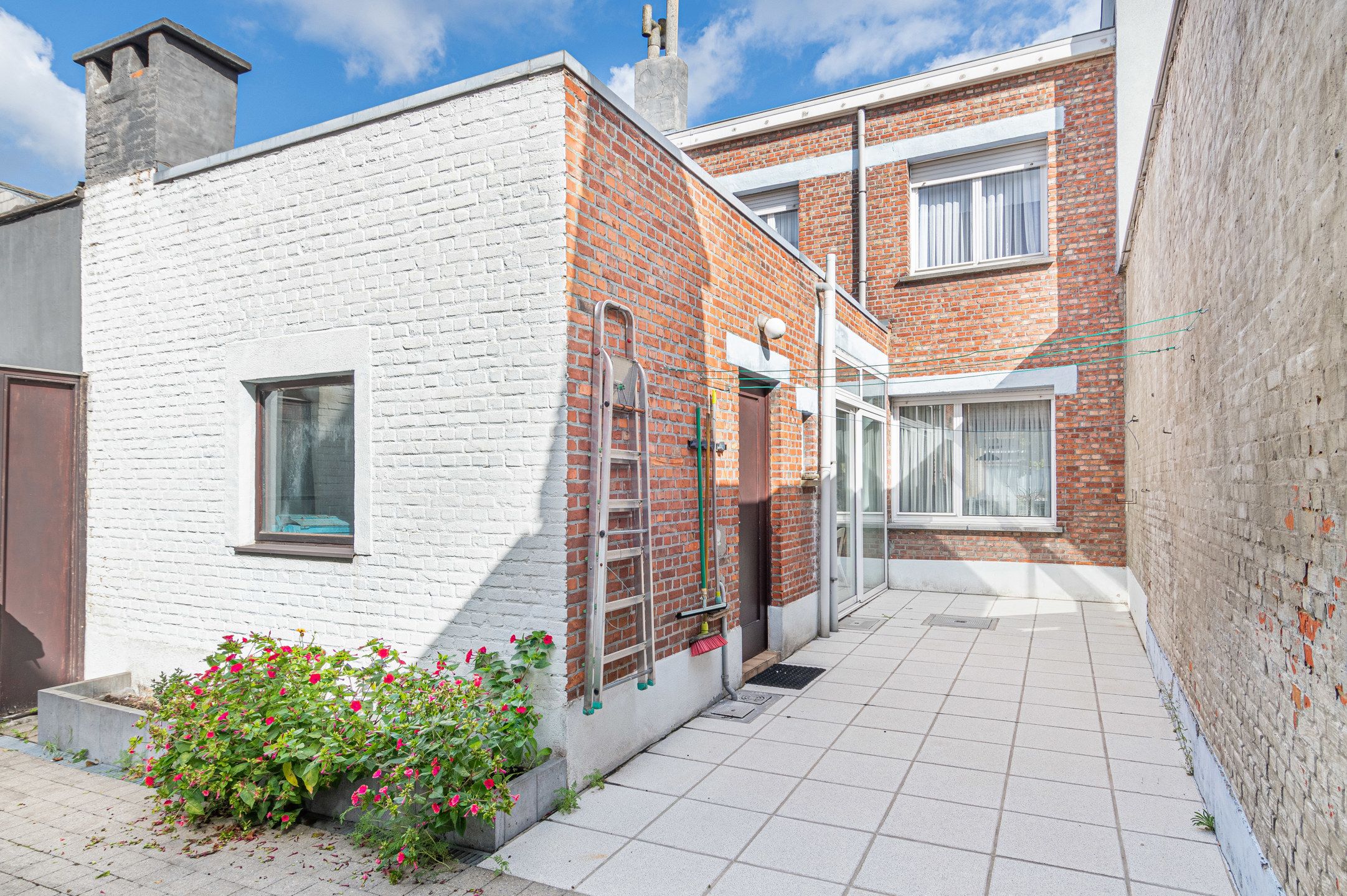 Gezinswoning met garage in hartje Willebroek foto 12