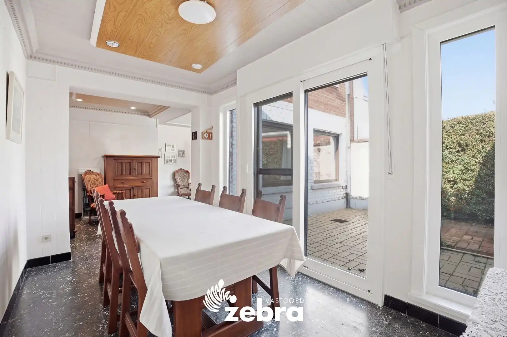 Te renoveren woning met veel potentieel op rustige ligging! foto 10